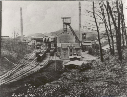 Fabrik mit Gleisanschluss
